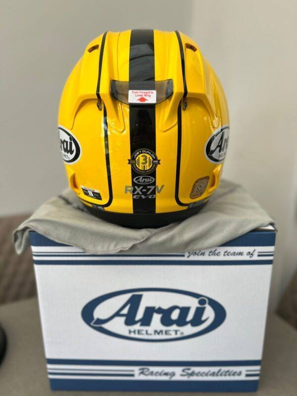 Arai RX-7V Evo Joey Dunlop Limited Edition (25th Anniversary) #188/600 - Image 6