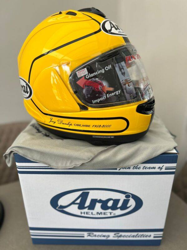 Arai RX-7V Evo Joey Dunlop Limited Edition (25th Anniversary) #188/600 - Image 2